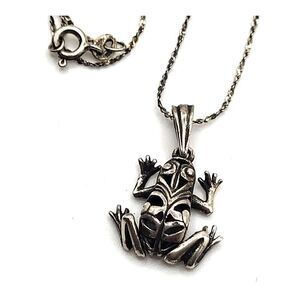 Adorable Sterling Silver Articulating Frog Necklace 18in